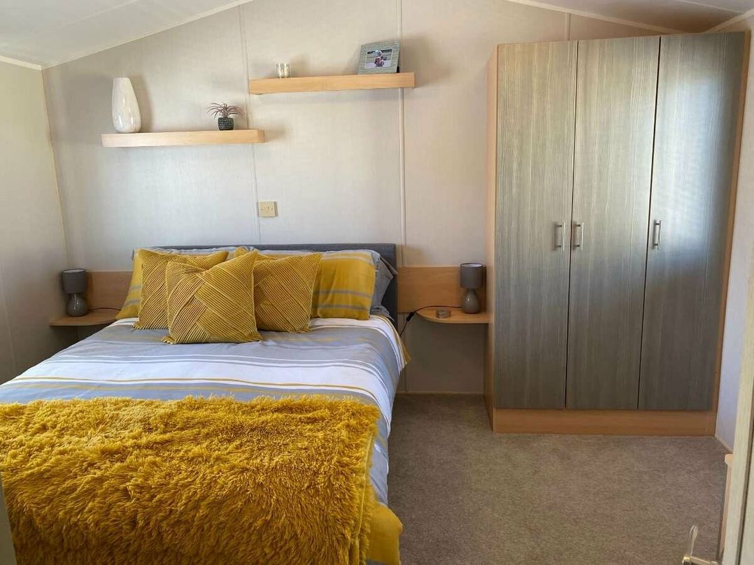 Waterside, Paignton - Holiday Accommodation 12465