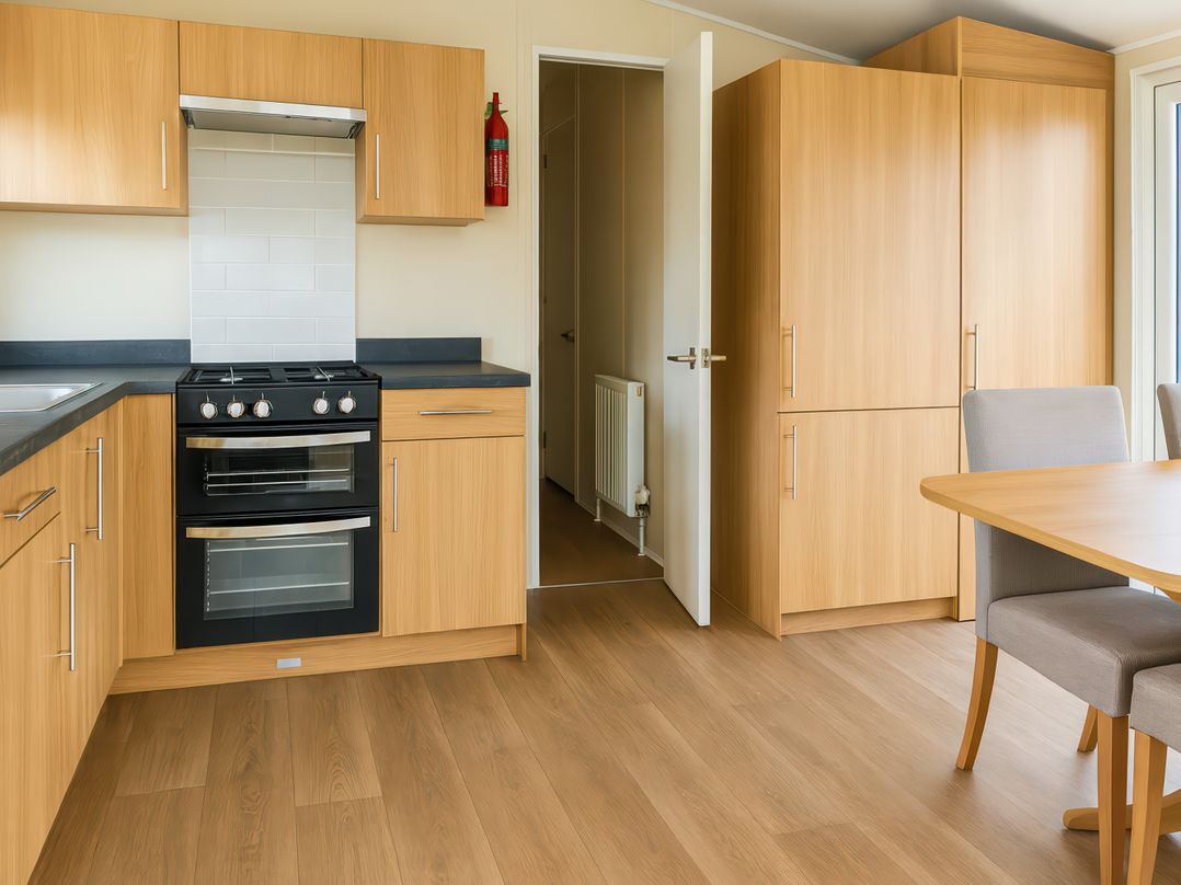 Lyons Sunnysands Holiday Park - Holiday Accommodation 12581