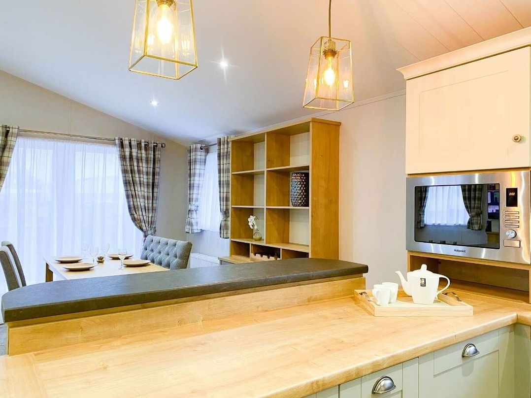 Cayton Bay Caravan Park - Holiday Accommodation 12610