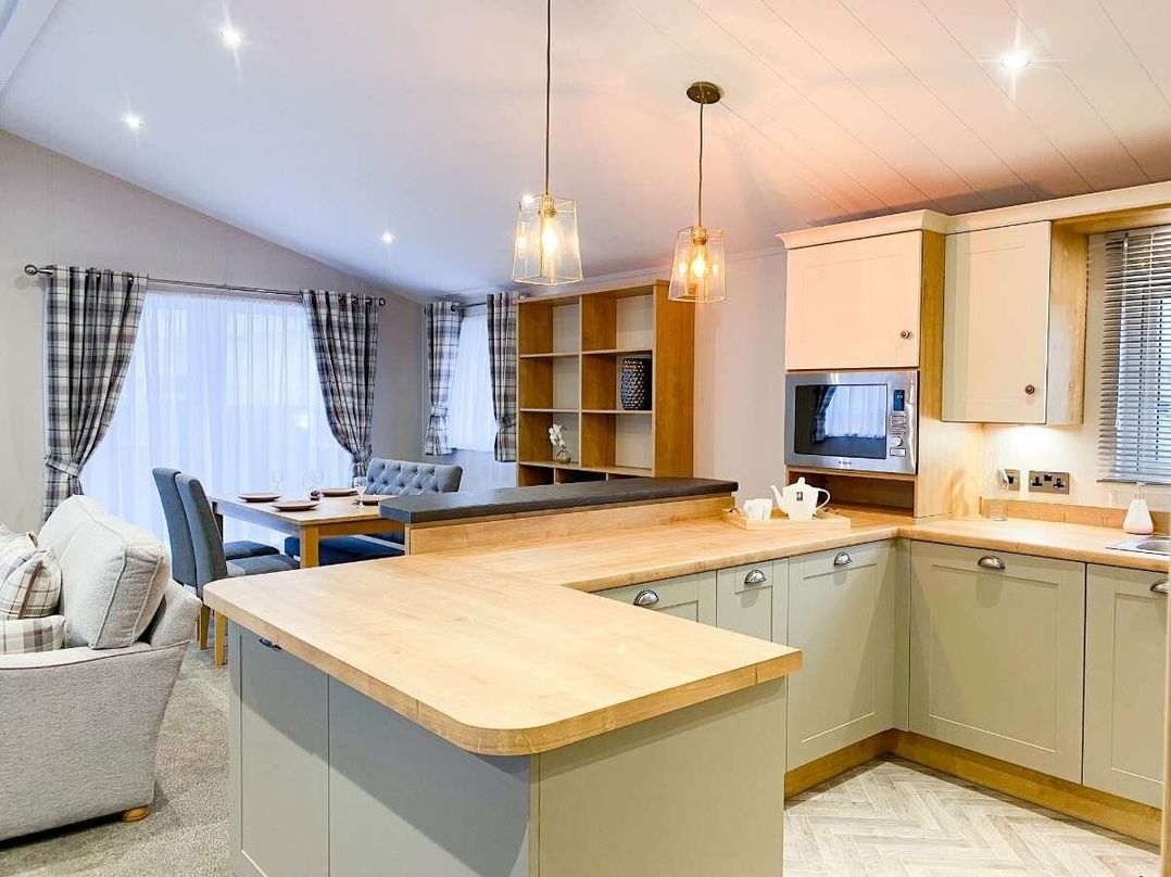 Cayton Bay Caravan Park - Holiday Accommodation 12610