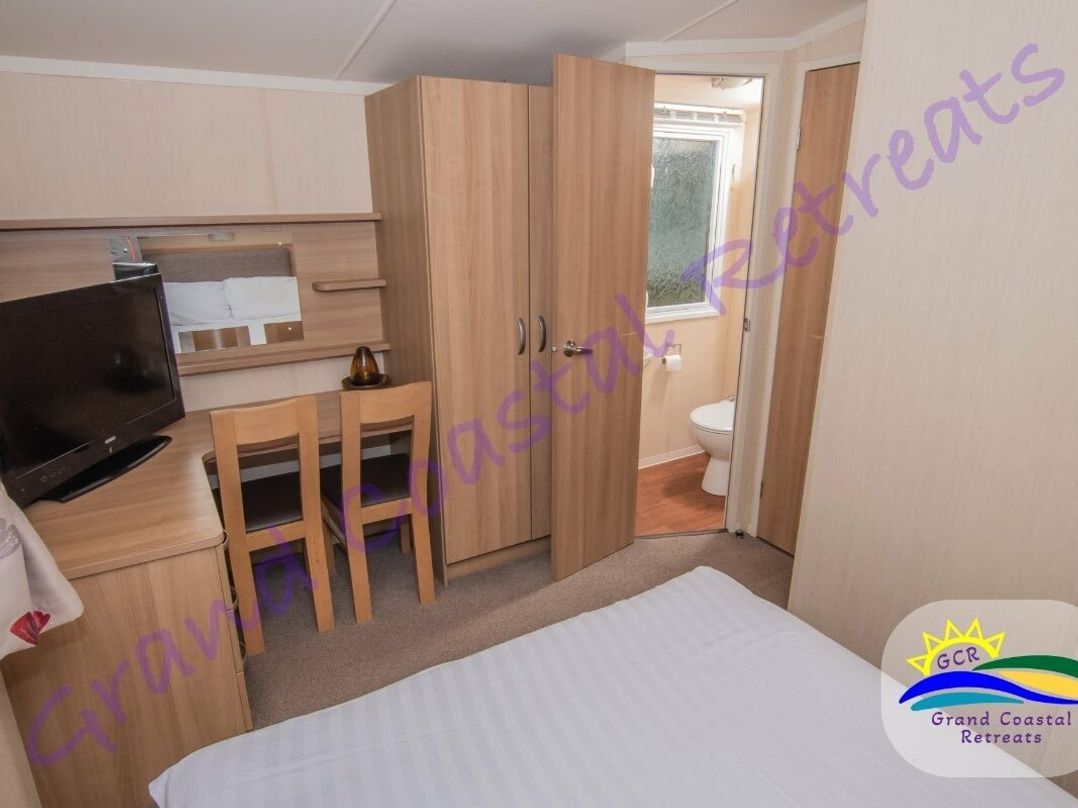 Devon Cliffs Holiday Park - Holiday Accommodation 1274