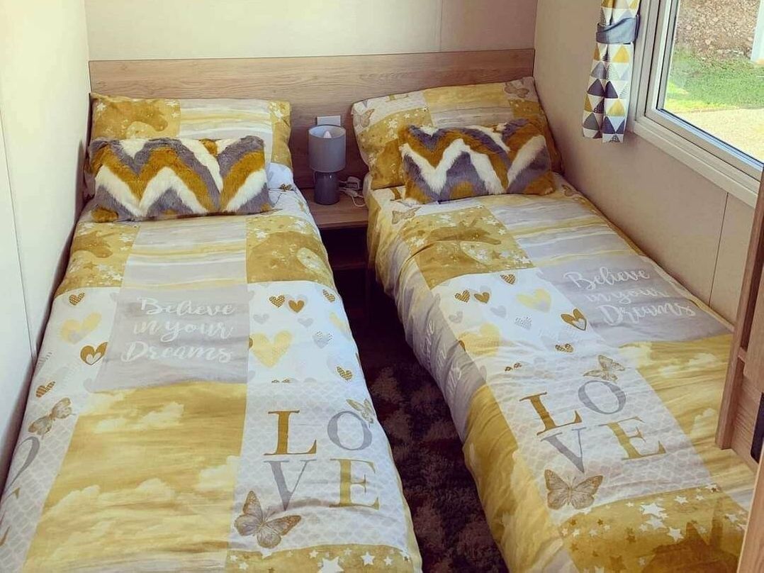 Devon Cliffs Holiday Park - Holiday Accommodation 12740