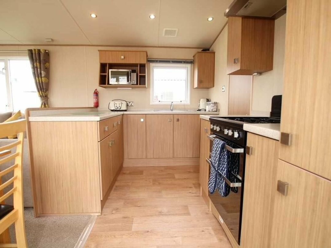 Ocean Edge Leisure Park - Holiday Accommodation 12911