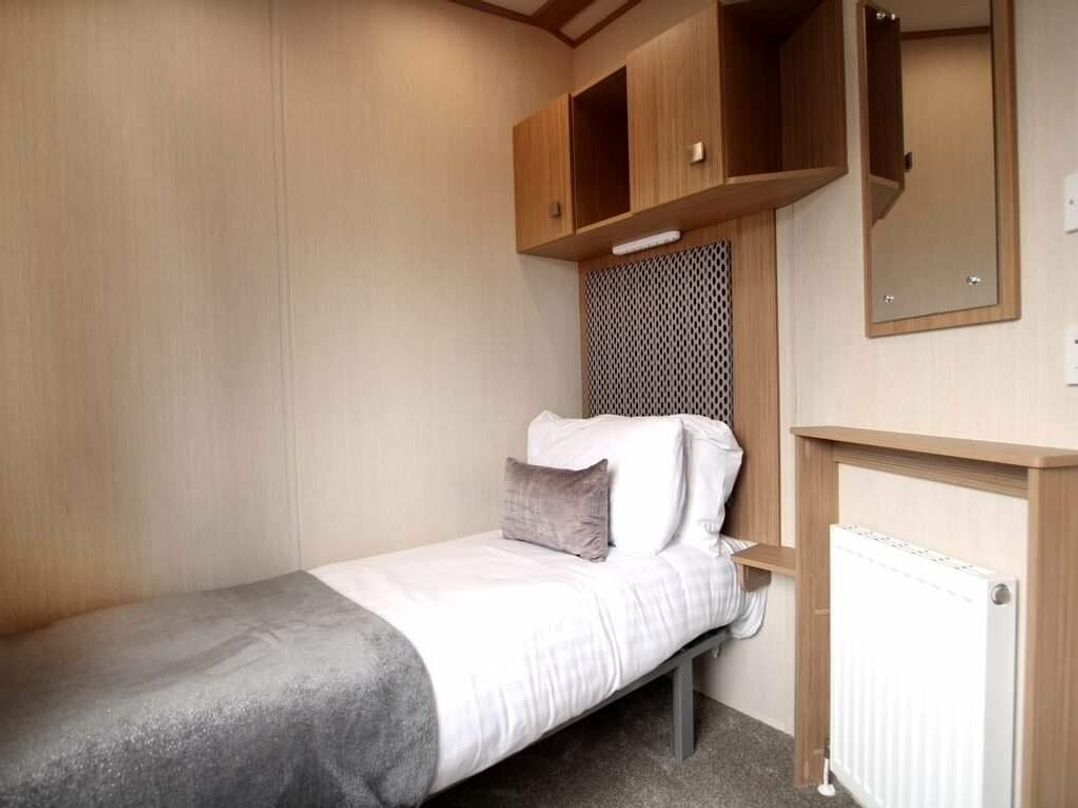 Ocean Edge Leisure Park - Holiday Accommodation 12911