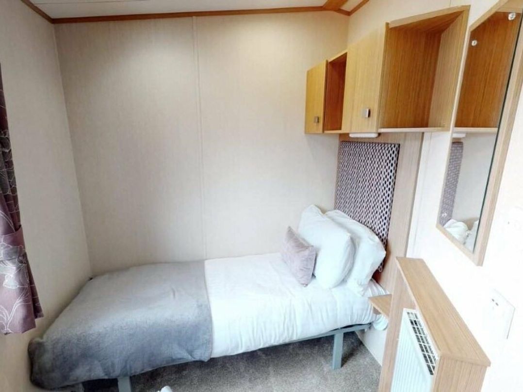 Ocean Edge Leisure Park - Holiday Accommodation 12911