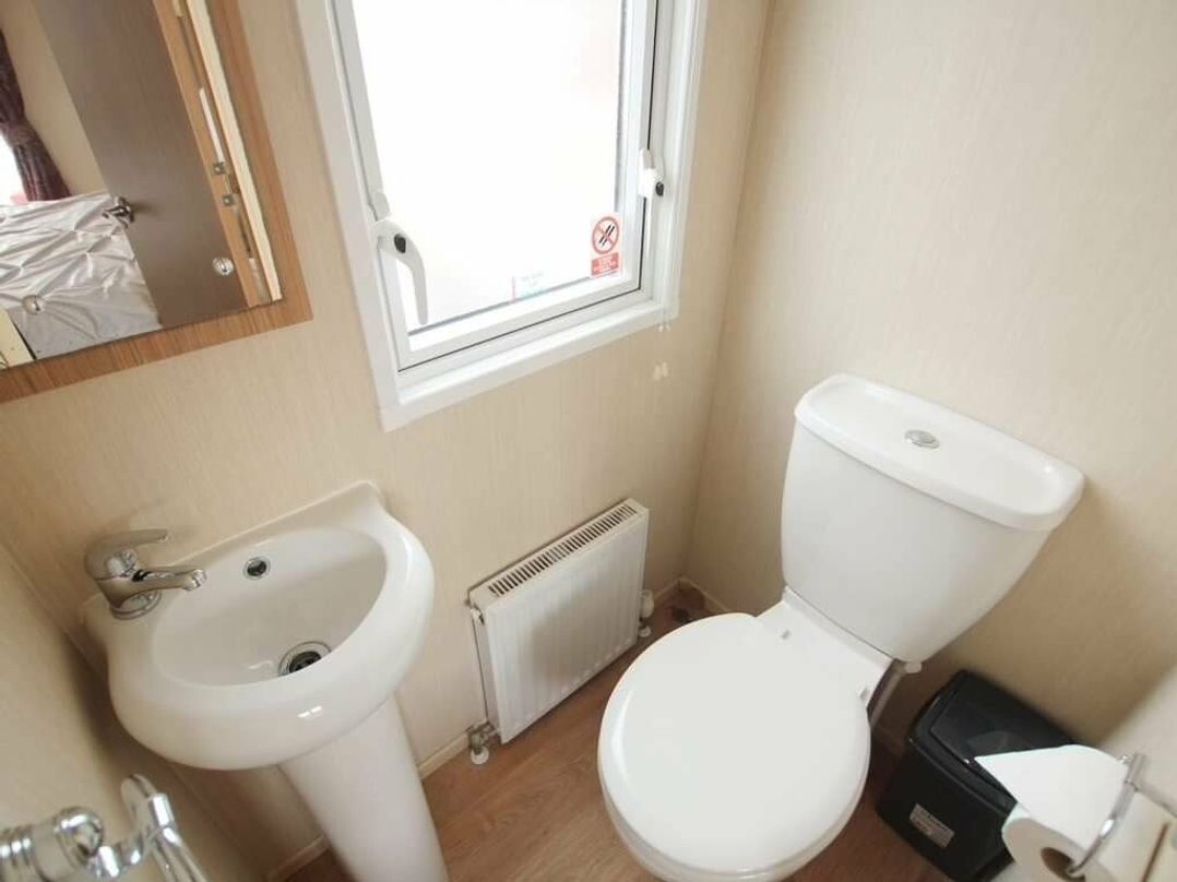 Ocean Edge Leisure Park - Holiday Accommodation 12911