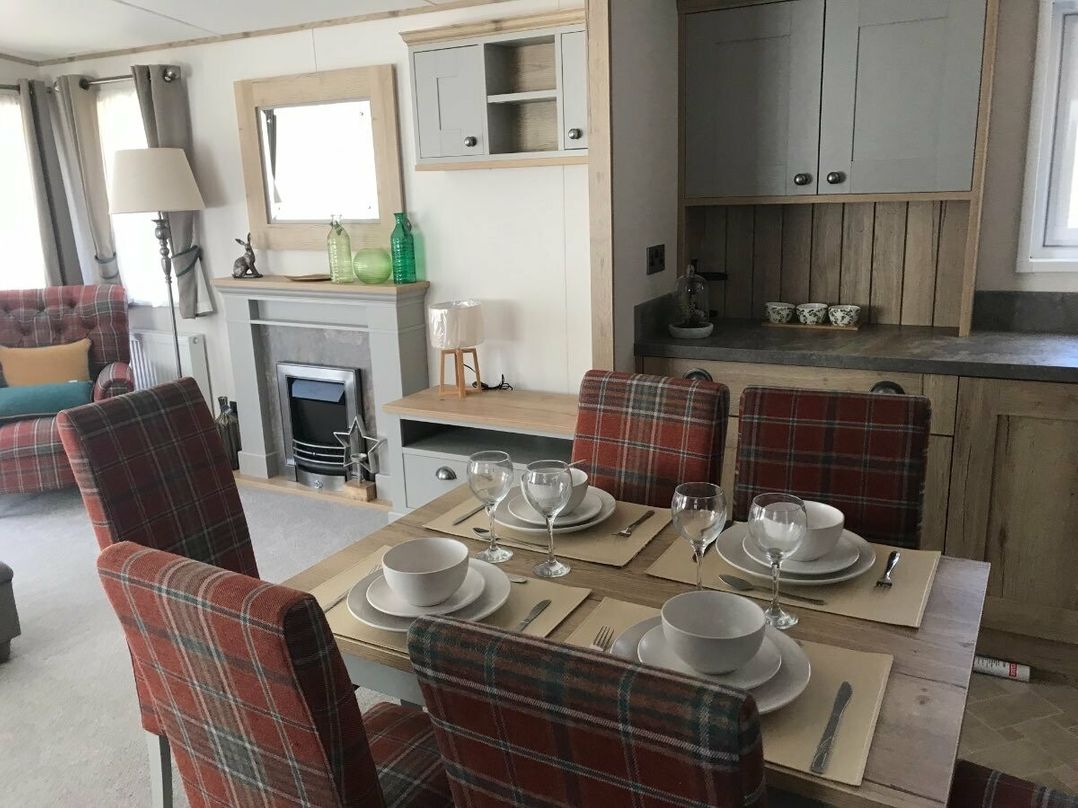 Kelling Heath Holiday Park - Holiday Accommodation 12919