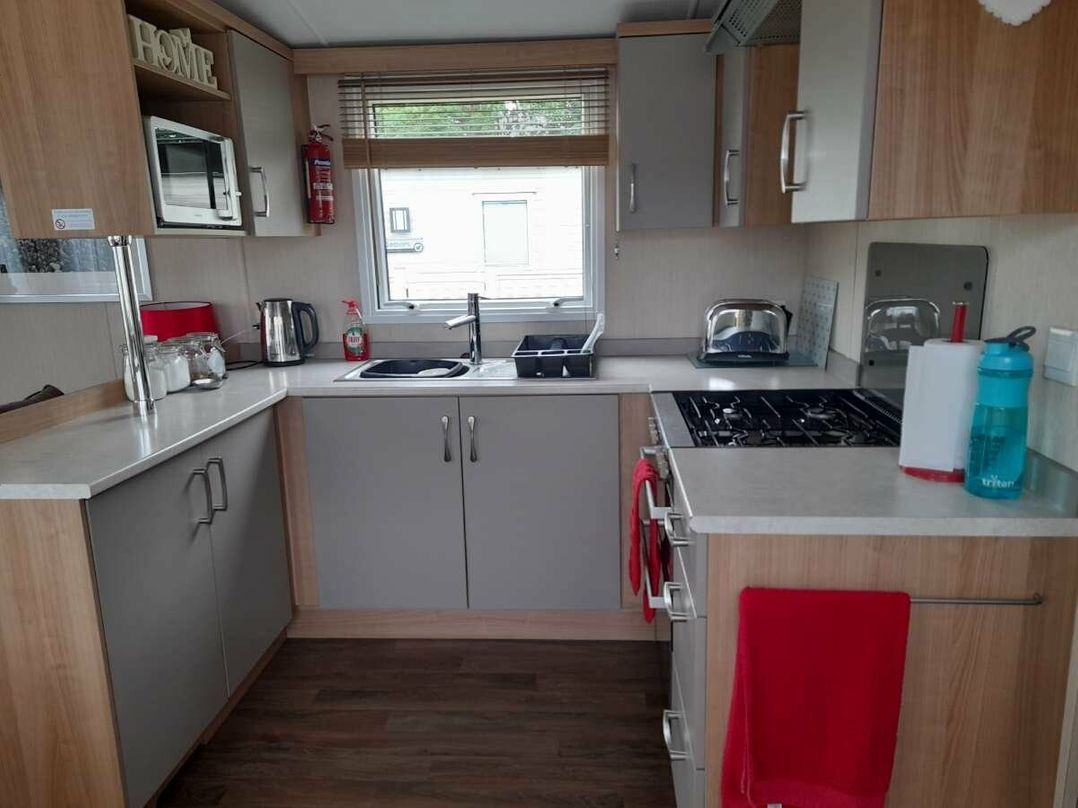 Blue Dolphin Holiday Park - Holiday Accommodation 12986