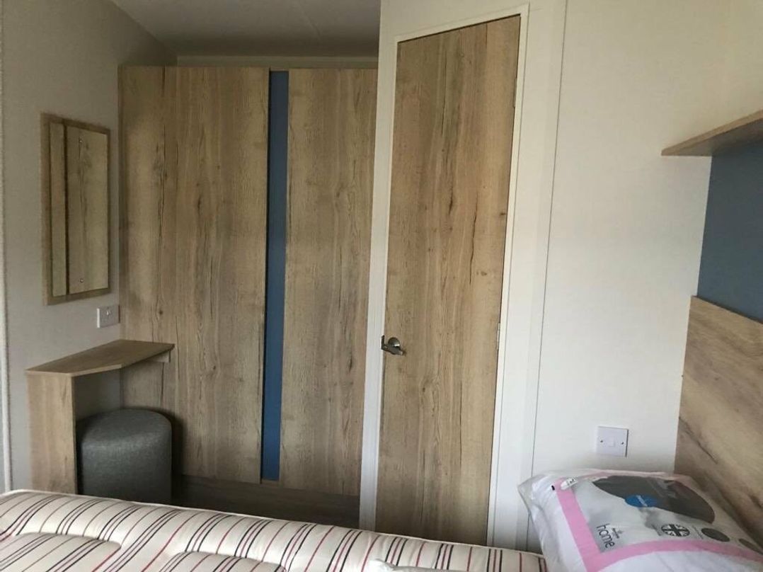Butlins Minehead - Holiday Accommodation 13075