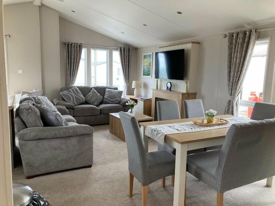 Trecco Bay - Holiday Accommodation 13175