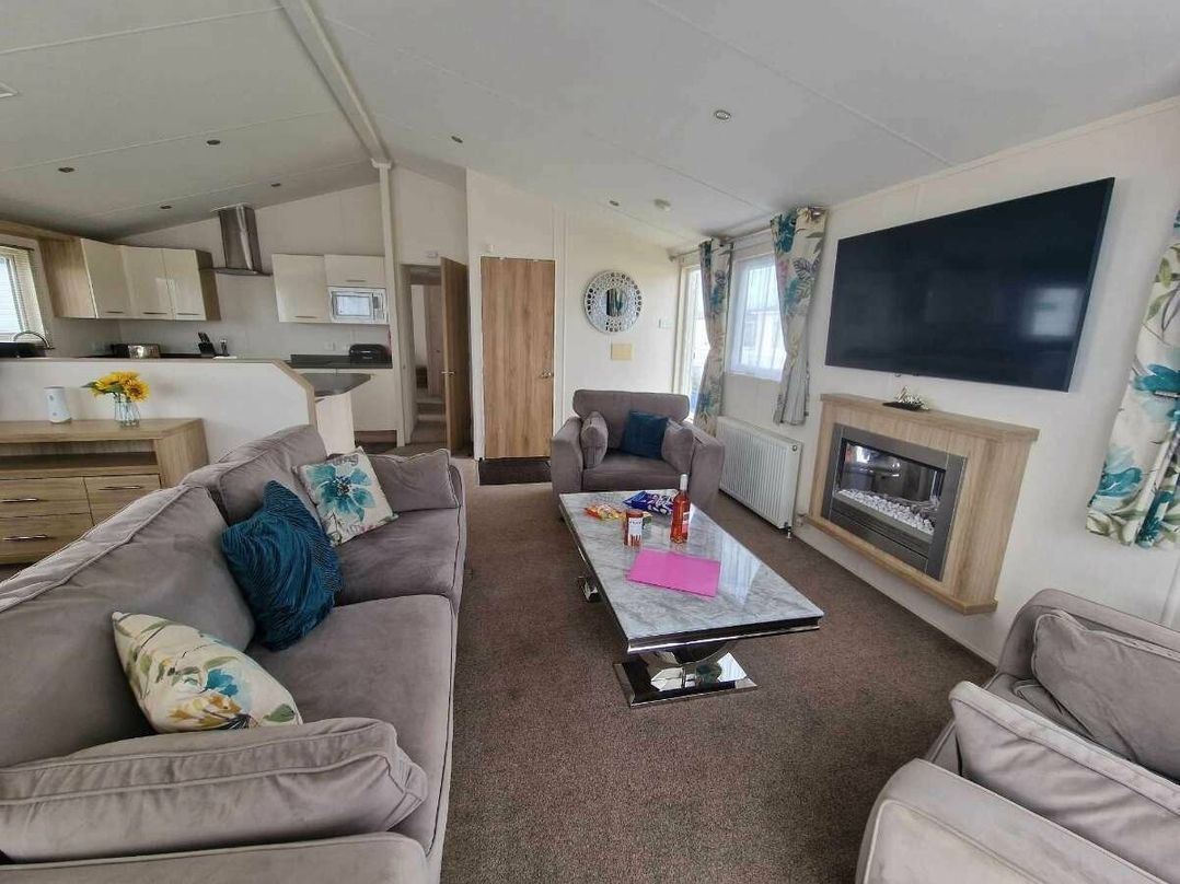 Trecco Bay - Holiday Accommodation 13251