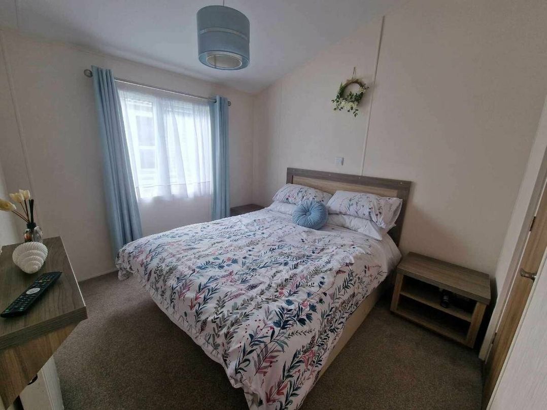 Trecco Bay - Holiday Accommodation 13251