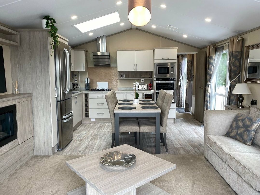 Shorefield Country Park - Holiday Accommodation 13341