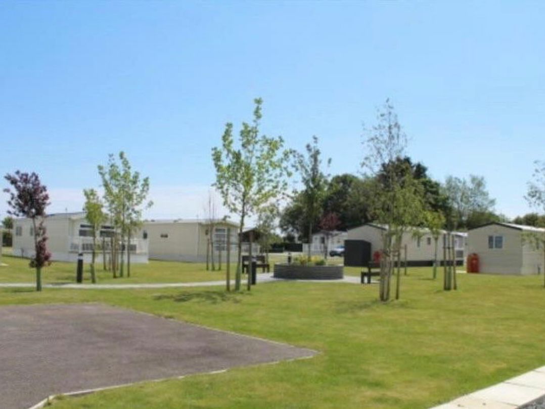 Golden Palm Resort - Holiday Accommodation 13363