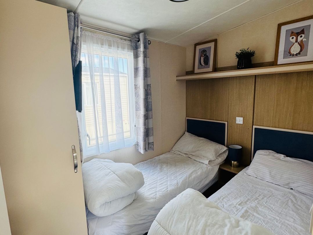 Golden Palm Resort - Holiday Accommodation 13363