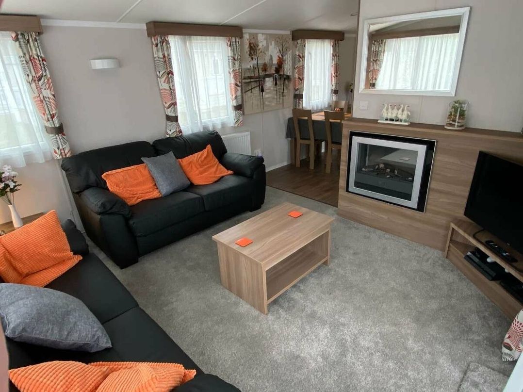 Forest Edge Holiday Park - Holiday Accommodation 13536