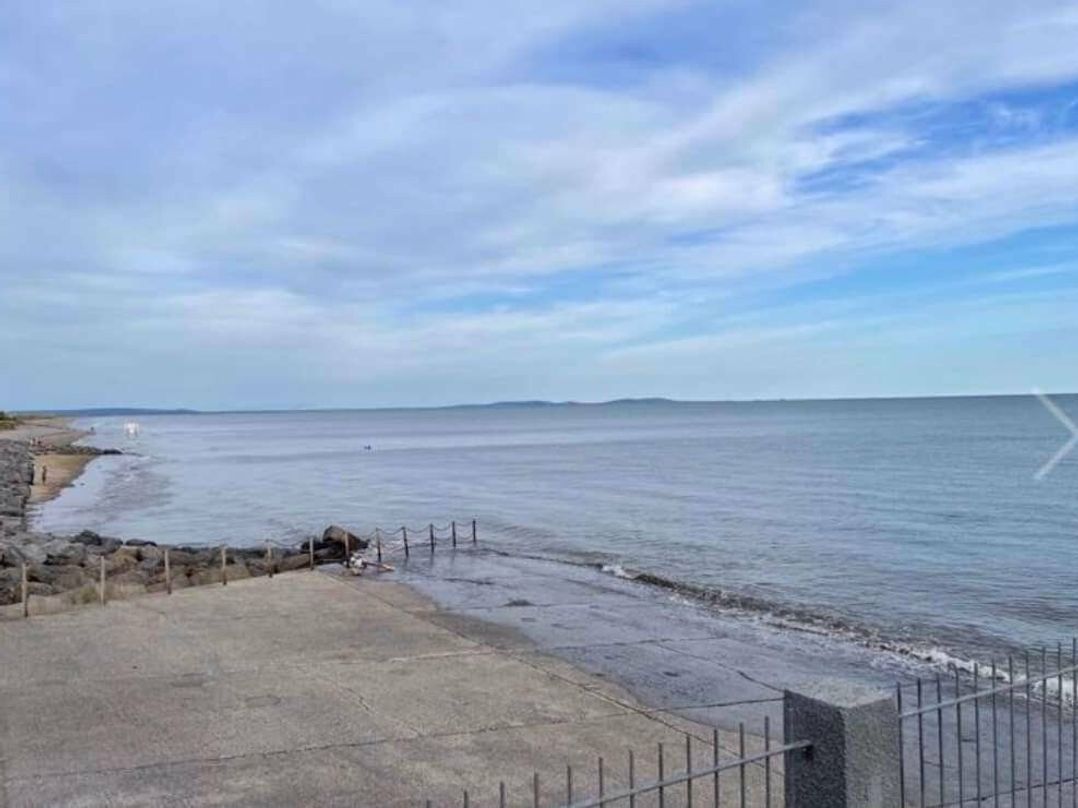 Pendine Sands - Holiday Accommodation 13567