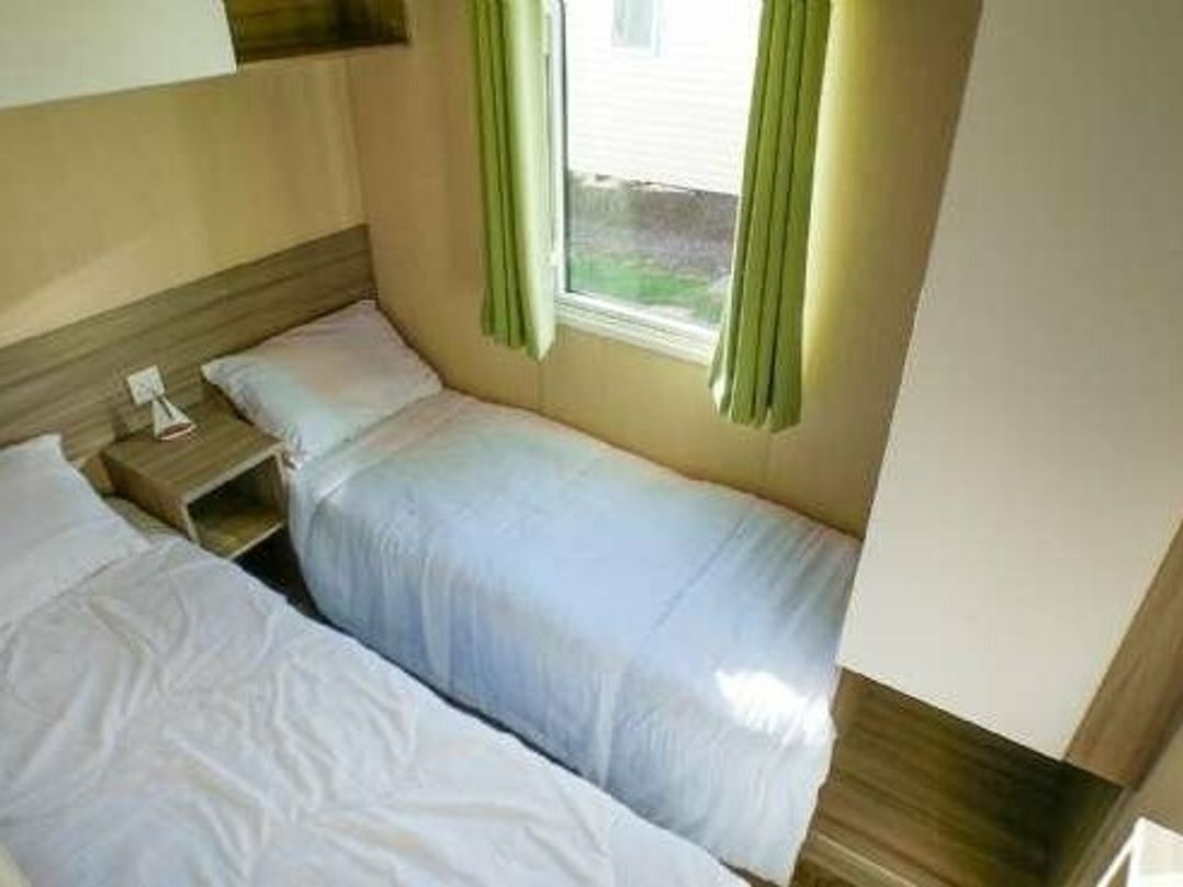 Devon Cliffs Holiday Park - Holiday Accommodation 13609