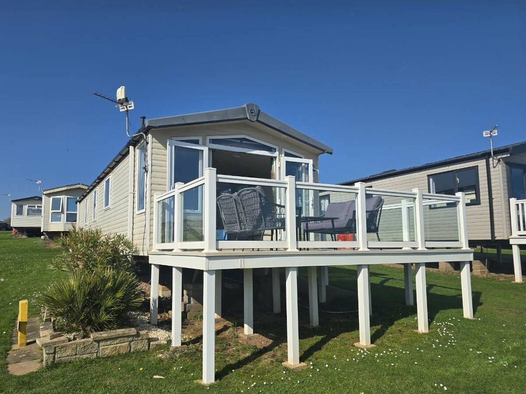 Devon Cliffs Holiday Park - Holiday Accommodation 13689