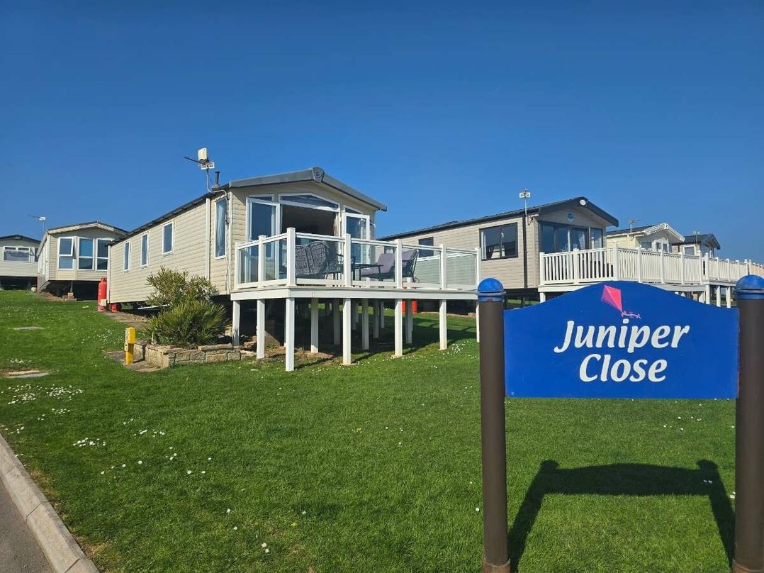 Devon Cliffs Holiday Park - Holiday Accommodation 13689