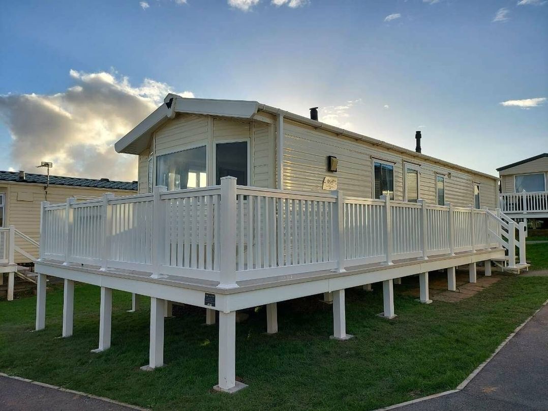 Devon Cliffs Holiday Park - Holiday Accommodation 13722