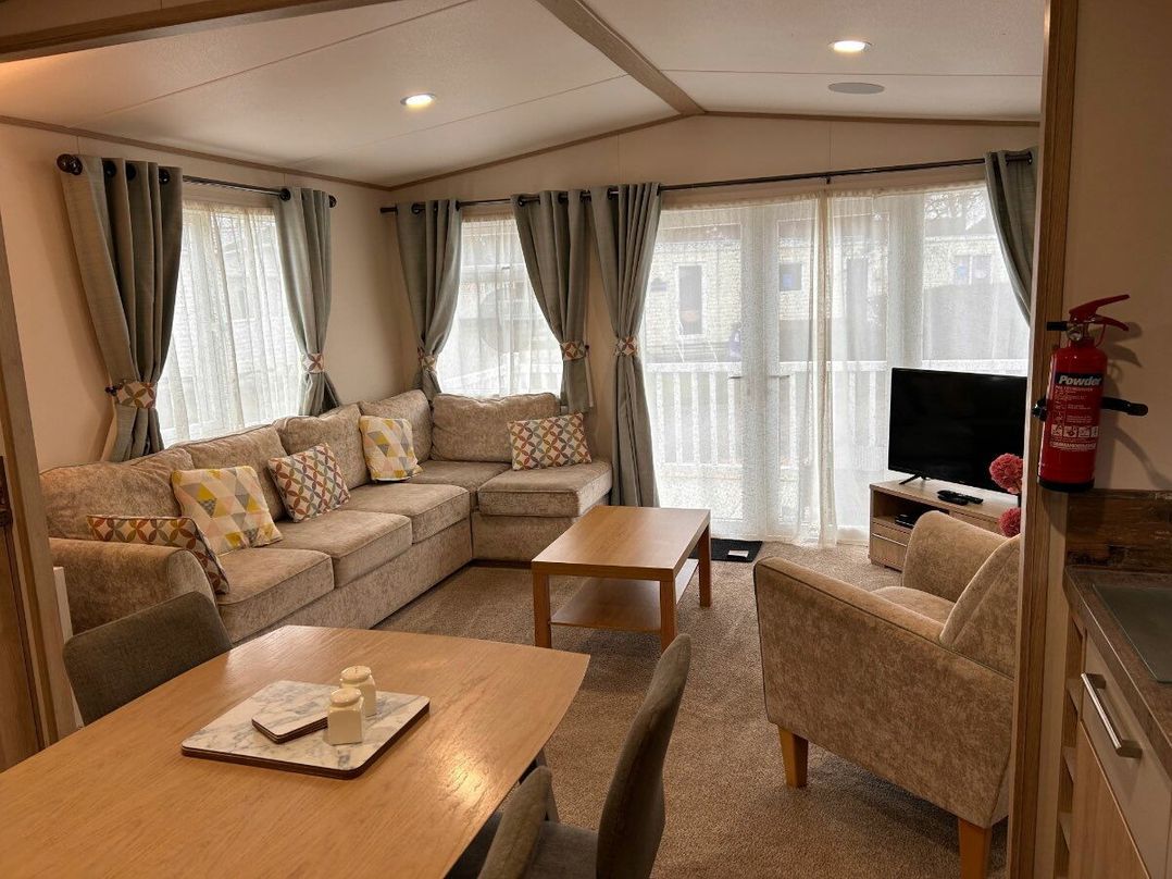 Marton Mere Holiday Village - Holiday Accommodation 13918