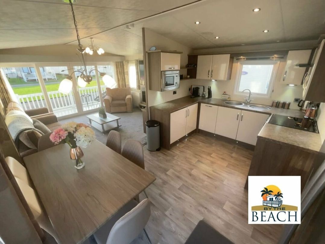 Lido Beach Holiday Park - Holiday Accommodation 14114