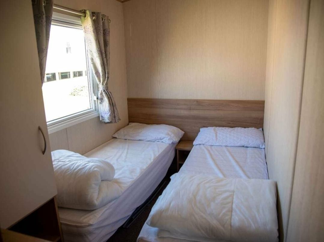 Devon Cliffs Holiday Park - Holiday Accommodation 143