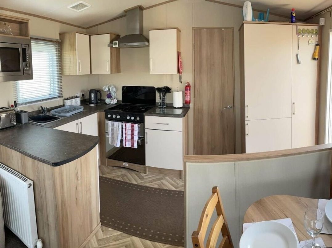 Trecco Bay - Holiday Accommodation 14311