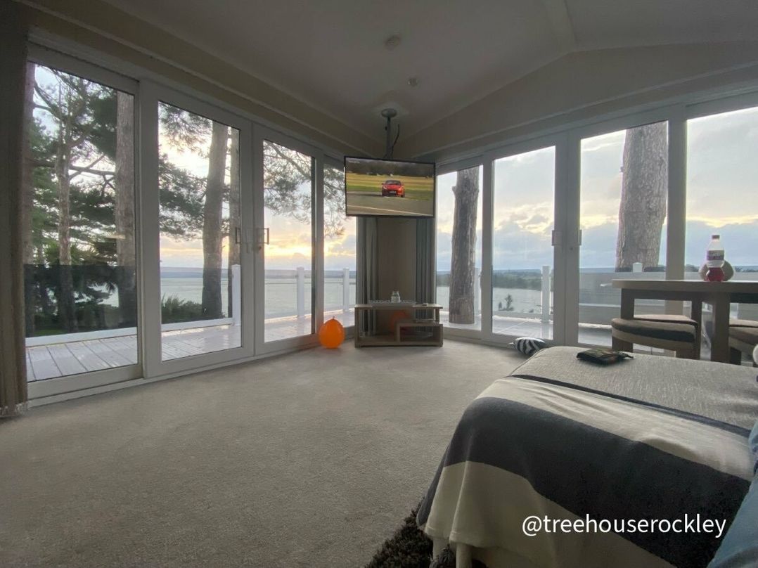 Rockley Park - Holiday Accommodation 14325