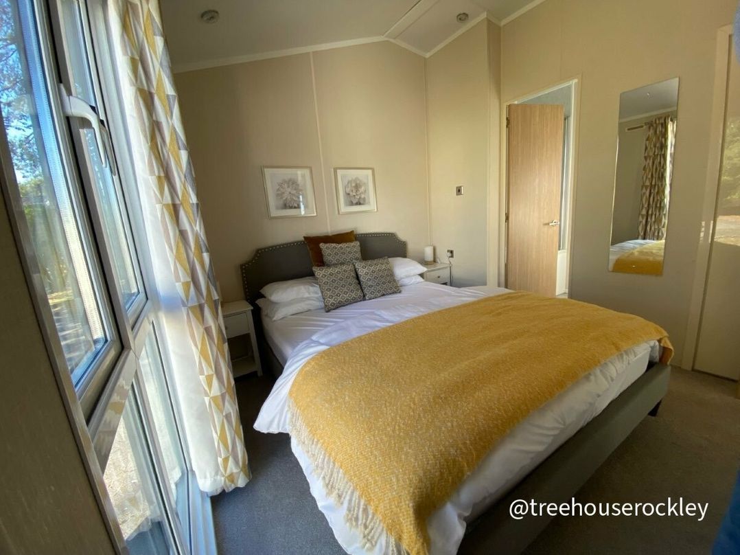 Rockley Park - Holiday Accommodation 14325