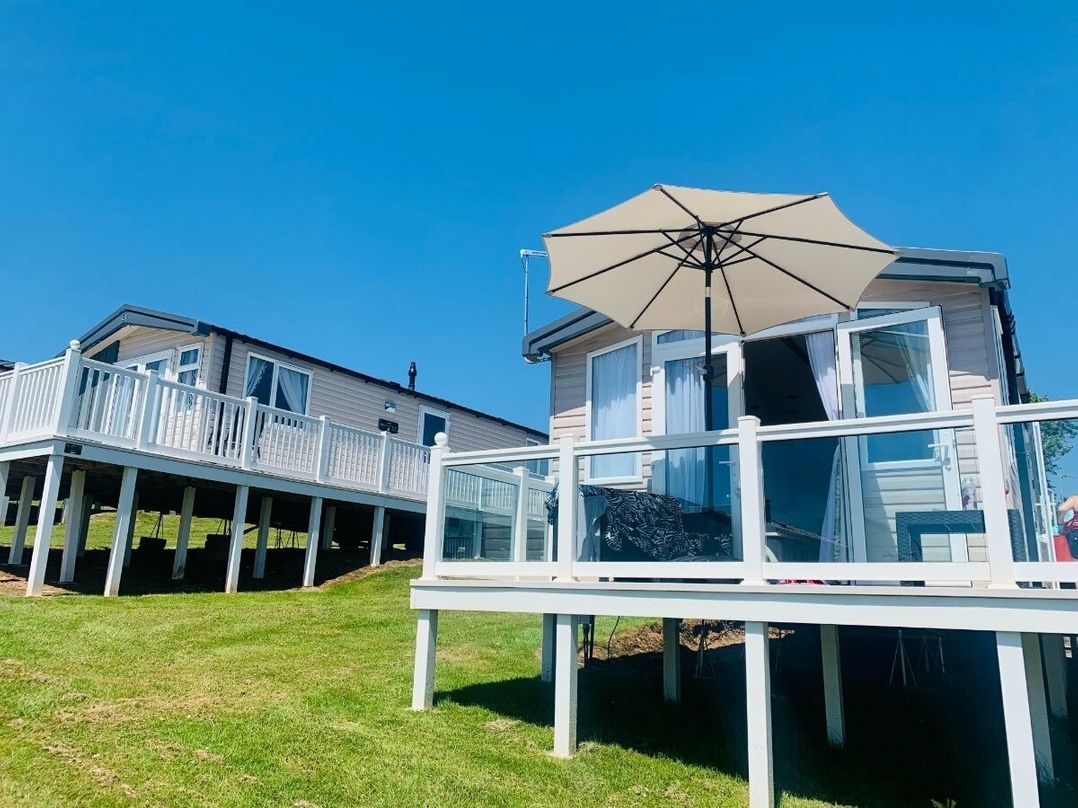 Devon Cliffs Holiday Park - Holiday Accommodation 14385