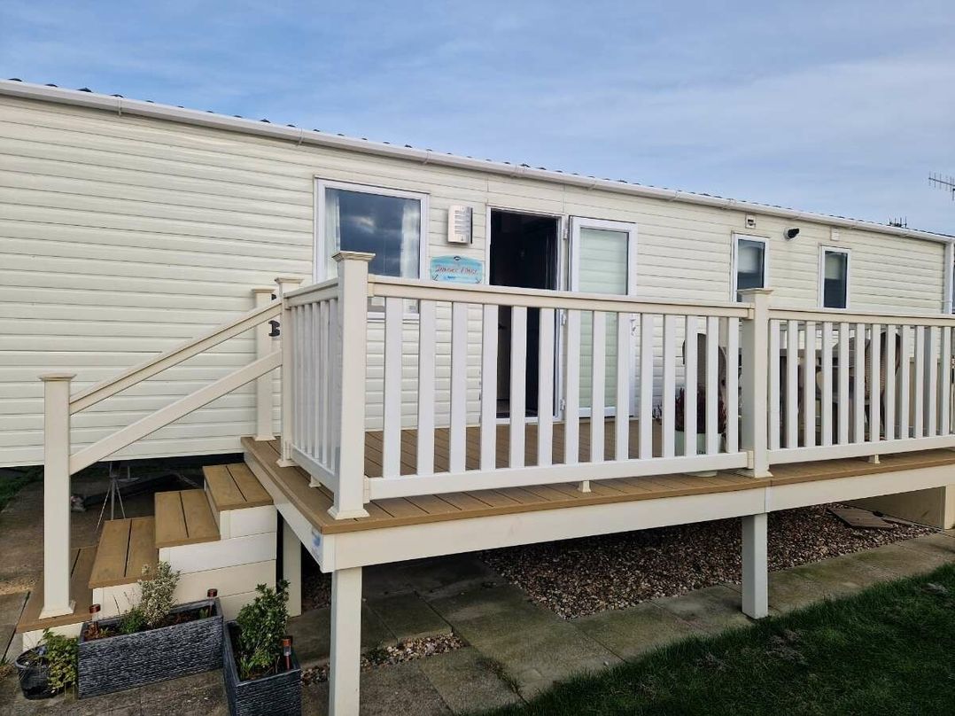 Blue Dolphin Holiday Park - Holiday Accommodation 14510