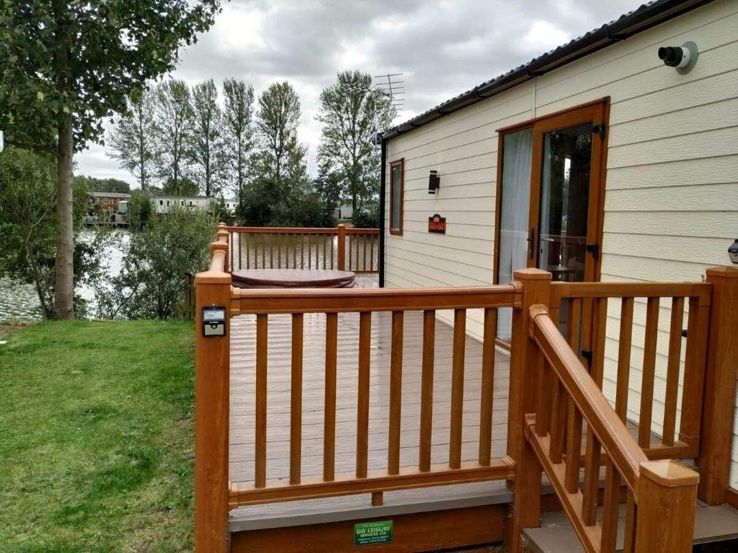 Tattershall Lakes Country Park - Holiday Accommodation 14571