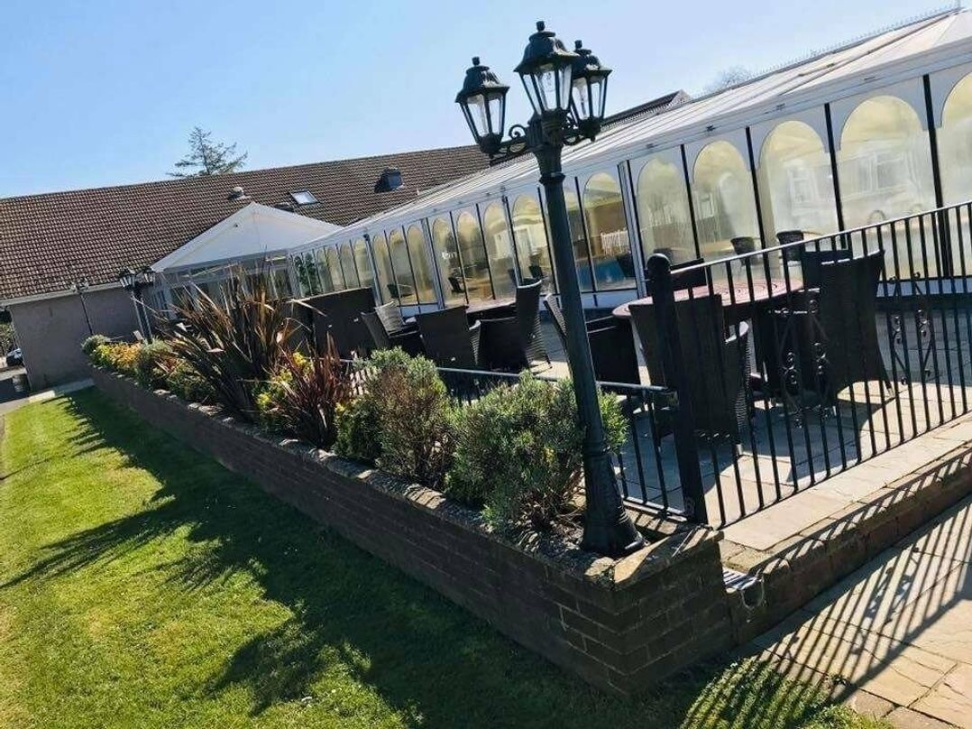 Manorbier Country Park - Holiday Accommodation 14577