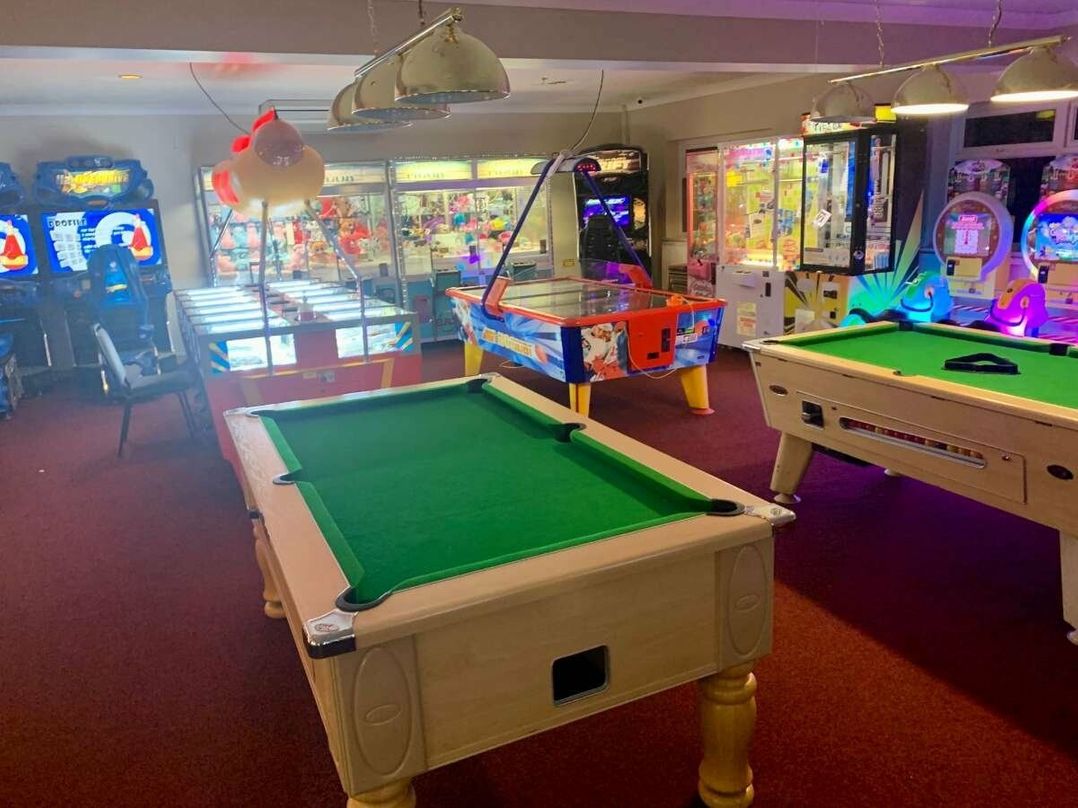 Manorbier Country Park - Holiday Accommodation 14577