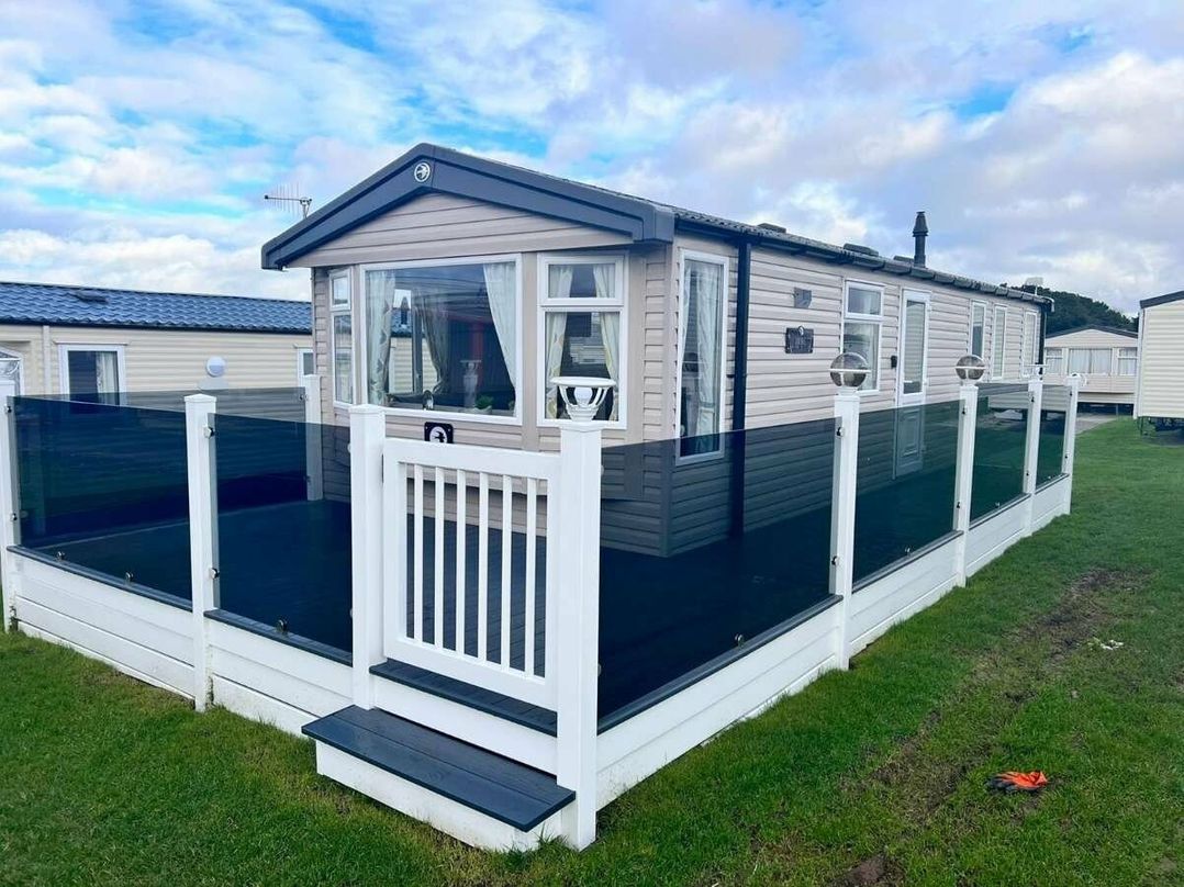 Cayton Bay Caravan Park - Holiday Accommodation 14637