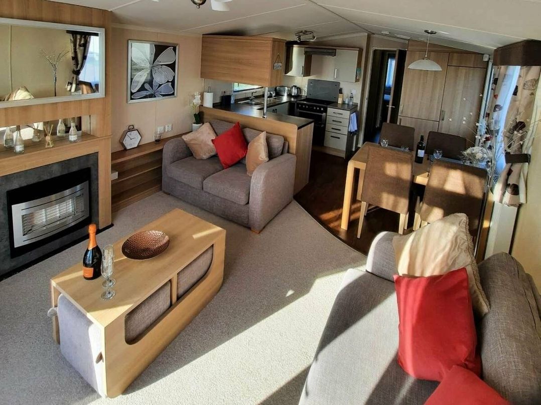 Hopton Holiday Village - Holiday Accommodation 14720