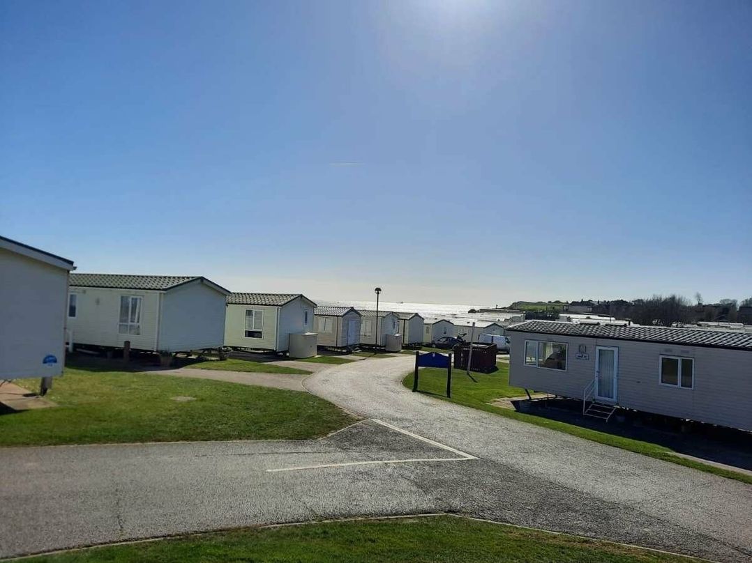 Hopton Holiday Village - Holiday Accommodation 14720