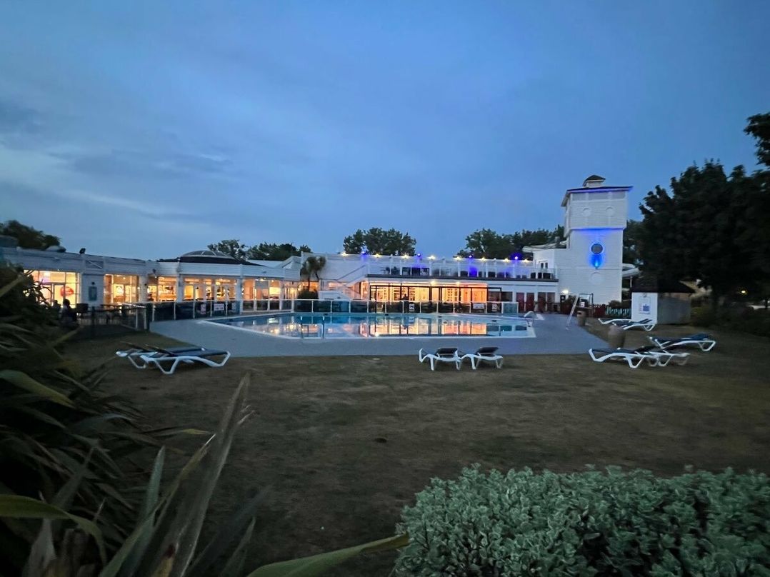 Rockley Park - Holiday Accommodation 14800