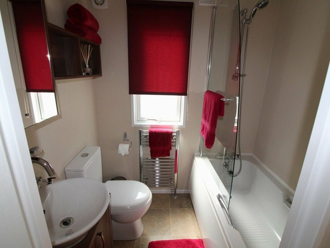 Hoburne Bashley - Holiday Accommodation 1482