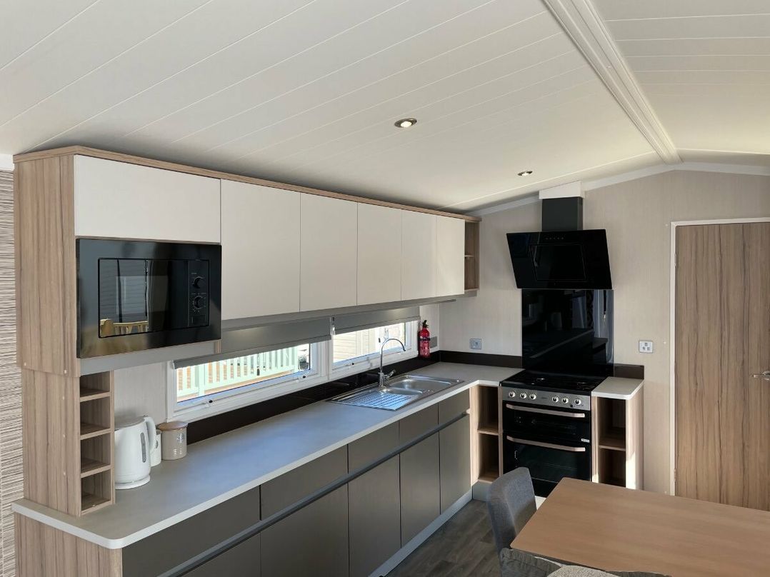 Pinewoods Holiday Park - Holiday Accommodation 14829