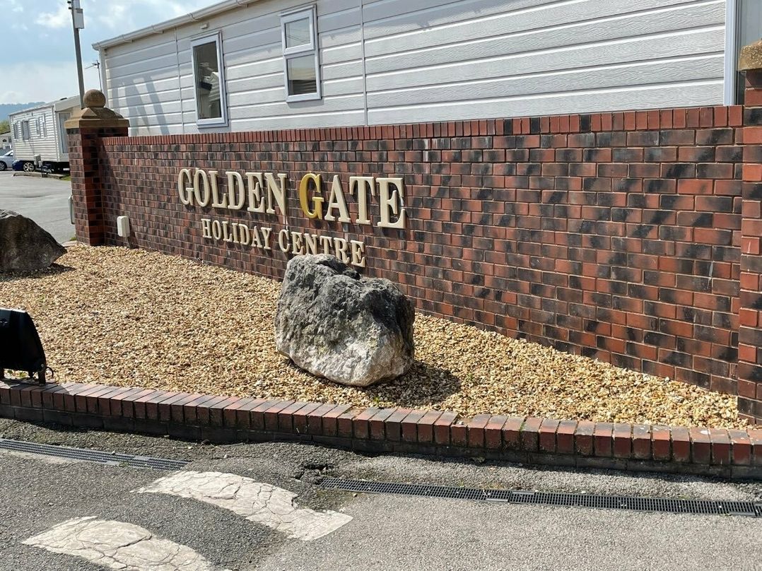 Golden Gate Holiday Centre - Holiday Accommodation 15119
