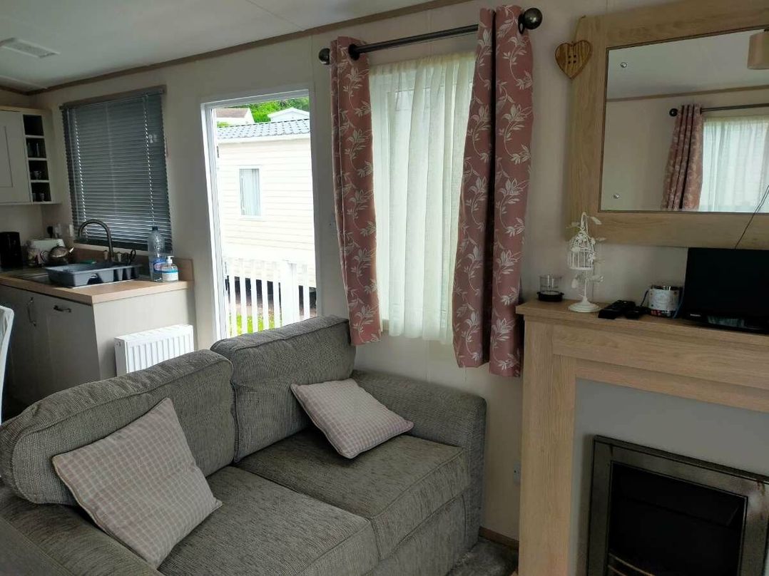 Pendine Sands - Holiday Accommodation 15127