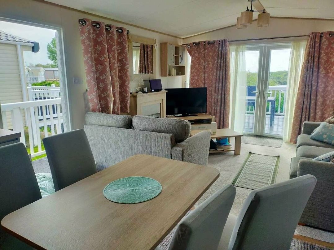 Pendine Sands - Holiday Accommodation 15127