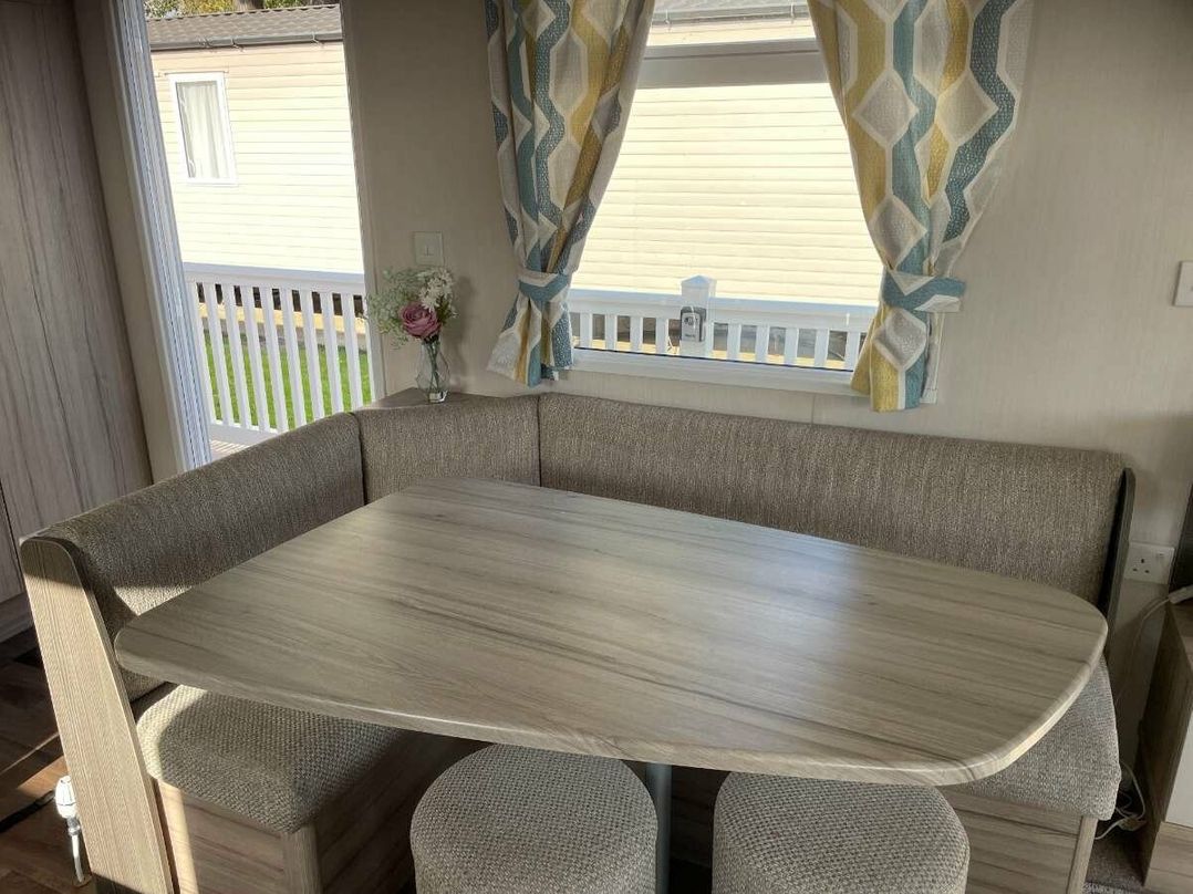 Rockley Park - Holiday Accommodation 1515