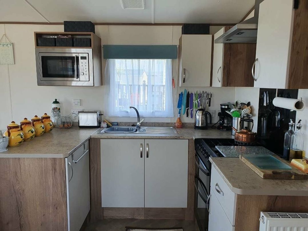 Liskey Hill Caravan Park - Holiday Accommodation 15190