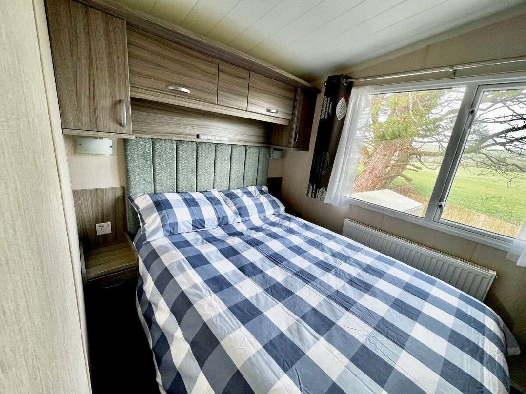 Lydstep Beach - Holiday Accommodation 15281