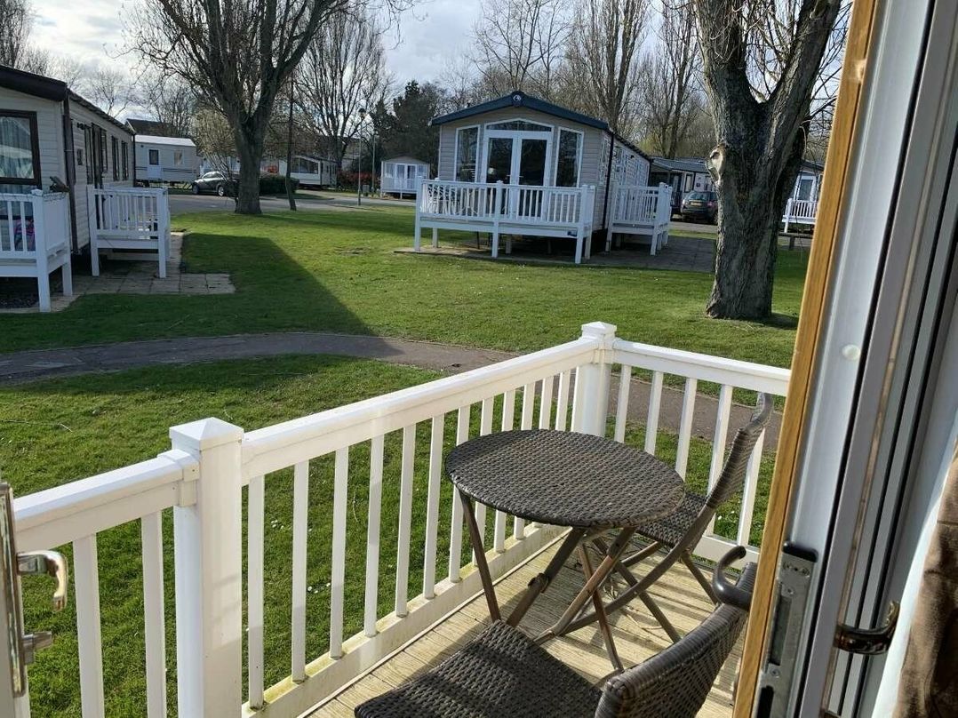 Hopton Holiday Village - Holiday Accommodation 15319