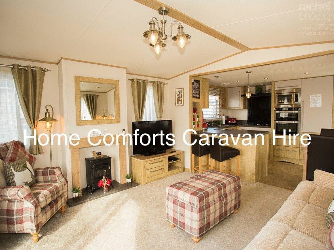 Golden Gate Holiday Centre - Holiday Accommodation 1551